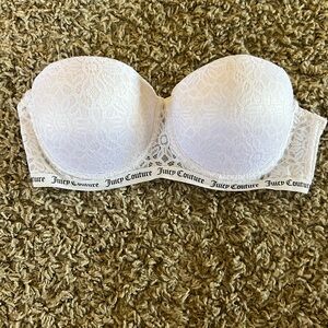 Juicy Couture strapless bra 38C